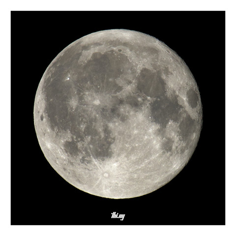 Photo of the August Full Moon against black sky, taken with a Canon R7, 400mm, f8, 1/320s, ISO 100