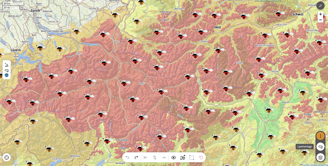 A hillshaded map of Tyrol (Austria/Italy), eastern Switzerland, Liechtenstein and south-west Germany, with most mountain areas shaded in red and with dozens of icons indicating avalanche warning level4 everywhere. Even in lower regions there's still level 3 indicated.