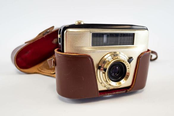A Penti II camera with leather case

Image credit:
https://www.ddr-museum.de/de/objects/1022863